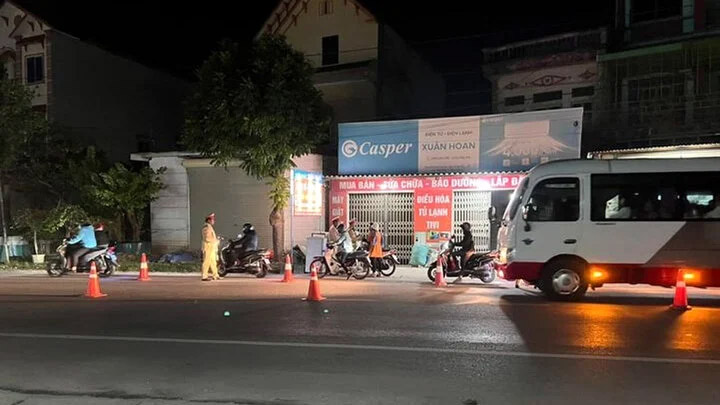 Thấy CSGT, nam thanh niên quay đầu bỏ chạy, tông gãy chân một chiến sĩ-1