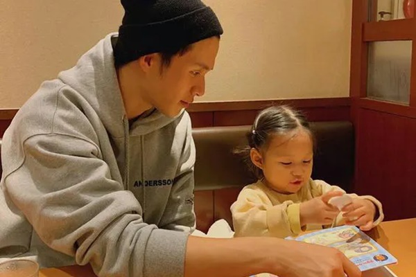 Mẹ lên mạng than thở con gái đua đòi phù phiếm, nghe hết câu chuyện, cư dân mạng quay xe mắng: Chị mới là người đáng trách!-2