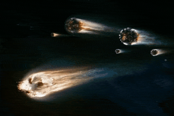 Clip: Va chạm ngay ngã tư, người đàn ông đi xe máy bay lên nóc ô tô-1