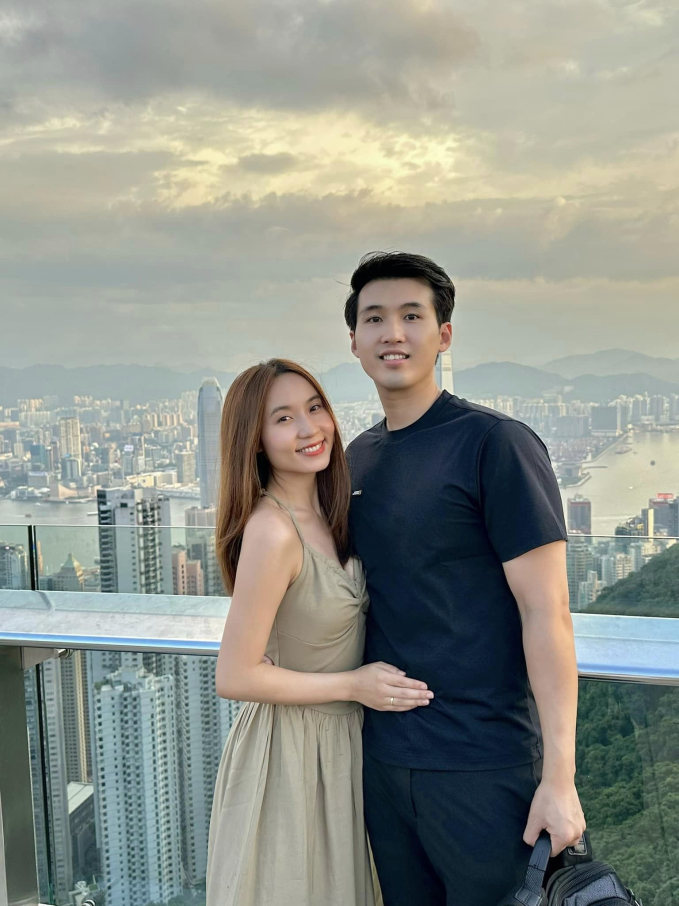 Cơ trưởng điển trai đi nghe hát chốt” cưới cô ca sĩ: Giấu vợ chuyện bố mẹ ngăn cản, chi tiêu thoải mái sau kết hôn-5