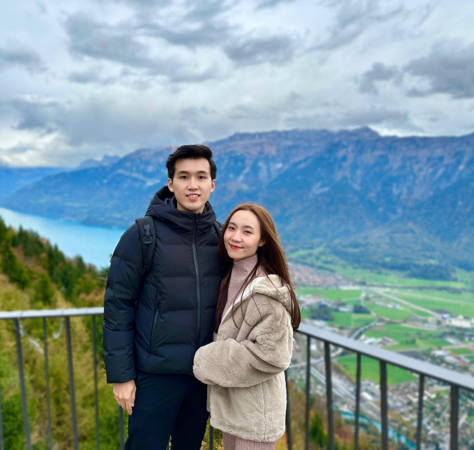 Cơ trưởng điển trai đi nghe hát chốt” cưới cô ca sĩ: Giấu vợ chuyện bố mẹ ngăn cản, chi tiêu thoải mái sau kết hôn-6