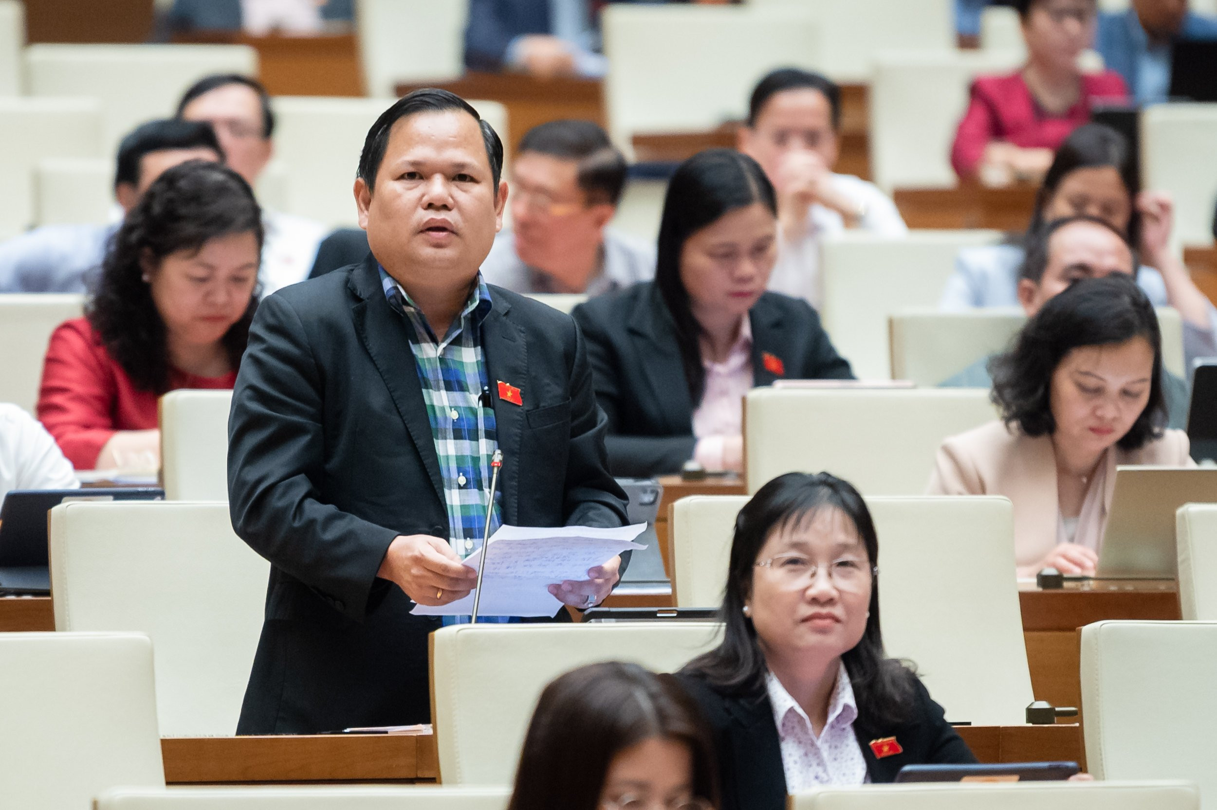 Đề nghị giảm thuế VAT 2% cho cả năm 2024-2