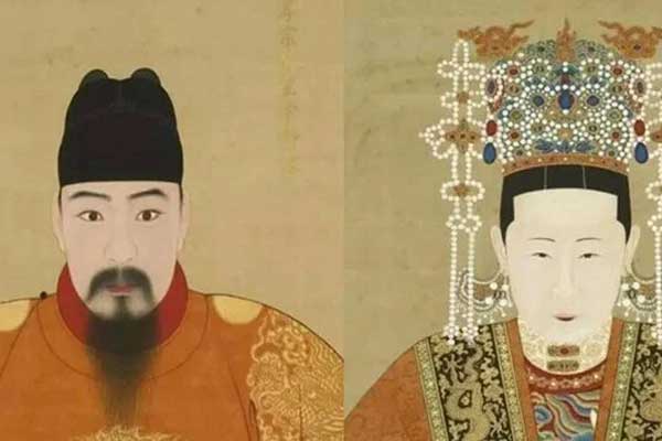 Ấn vàng Hoàng đế chi bảo hồi hương, có 4-5 bảo vệ túc trực ngày đêm-10