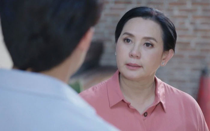 Vừa tái hôn xong, mẹ liền mang bố dượng đến đòi ở chung với con gái-1