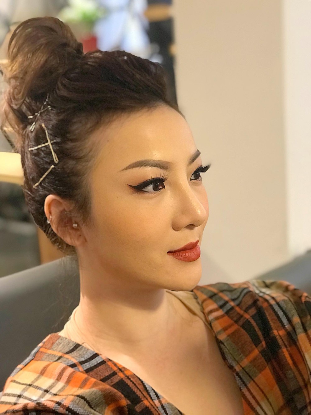 Ca sĩ Việt bị gắn mác thảm họa thẩm mỹ sau 11 năm: Nhan sắc gây bất ngờ, body nuột nà, U40 vẫn một mình-5