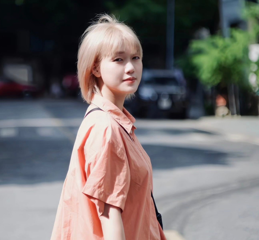 Nhan sắc xinh đẹp của vợ các MC nổi tiếng trên sóng VTV-5