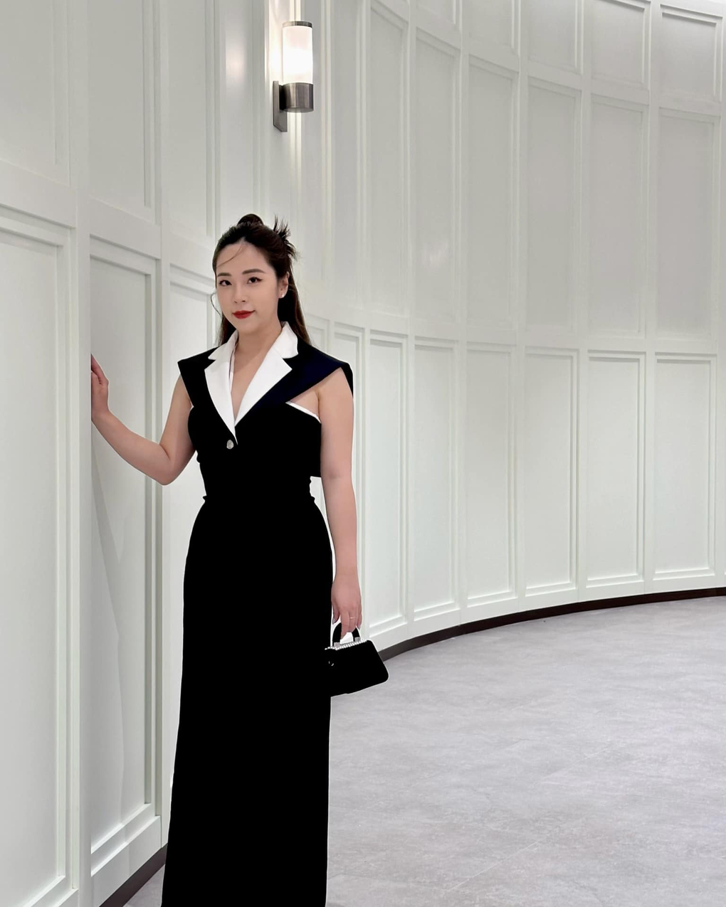 Nhan sắc xinh đẹp của vợ các MC nổi tiếng trên sóng VTV-11