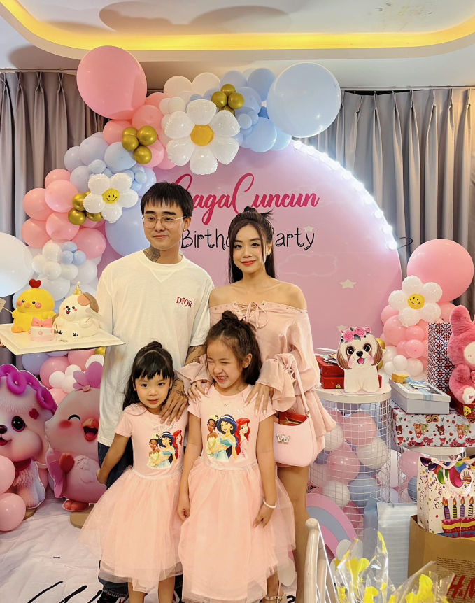 Cùng Đạt G nuôi con 3 năm qua, Cindy Lư trả lời thế nào khi có người hỏi: Không còn thương Hoài Lâm nữa à?”-2