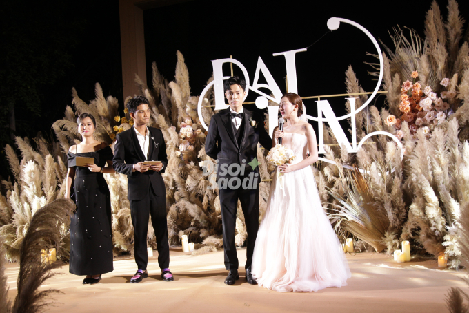 Lan Ngọc bung nẹp tại đám cưới Phương Lan: Hát một đằng nhạc một nẻo, hình tượng ngọc nữ bị lung lay vì tấm ảnh này-5