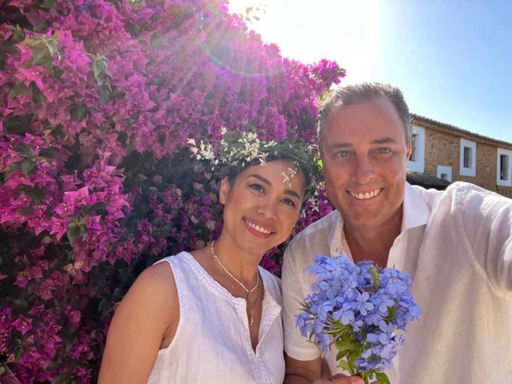 Hoa hậu Việt độc lạ bậc nhất: U50 đầu đầy tóc bạc vẫn đẹp quyến rũ, bỏ showbiz làm nông dân tại Mỹ-3