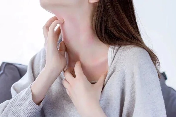 Từ ngứa đến ung thư gan giai đoạn cuối chỉ trong 3 tháng, 4 bất thường trên da xuất hiện cần đặc biệt đề phòng-1