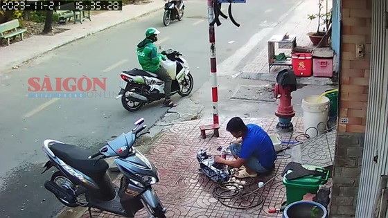 Vụ sát hại 3 mẹ con ở quận 8: Bà ngoại thoát chết trong gang tấc-3