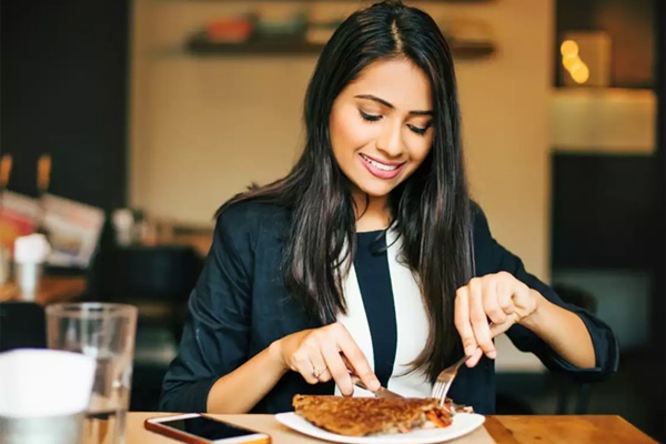 Thời điểm ăn sáng, ăn tối tốt nhất cho sức khỏe-1