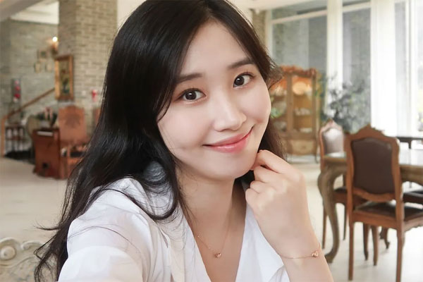 Cách chồng lớp tinh chất giúp da căng mọng, ngậm nước-2