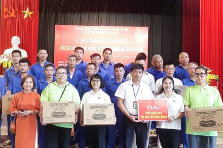 Hơn 27.000 thùng bánh kẹo Kinh Đô ủng hộ cộng đồng