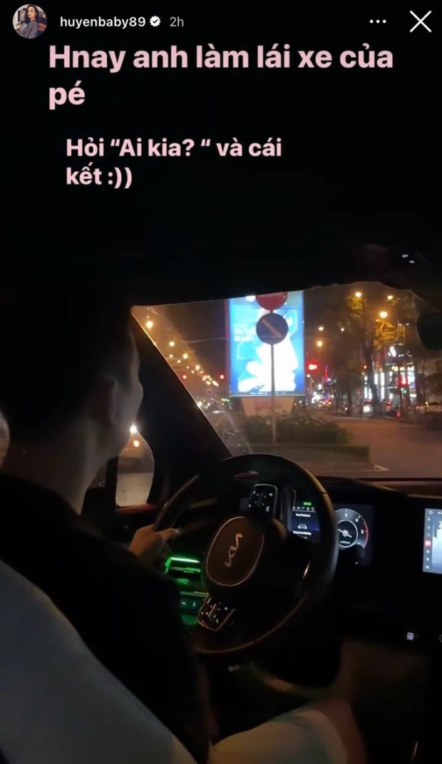 Phu nhân sống trong biệt thự 100 tỷ cất giọng hát, thái độ của chồng thế nào mà người đẹp phải lên tiếng?-1