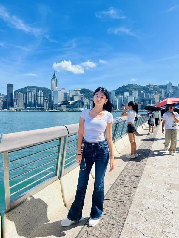 Nhan sắc tuổi 15 của con gái nhà Trương Ngọc Ánh - Trần Bảo Sơn-1