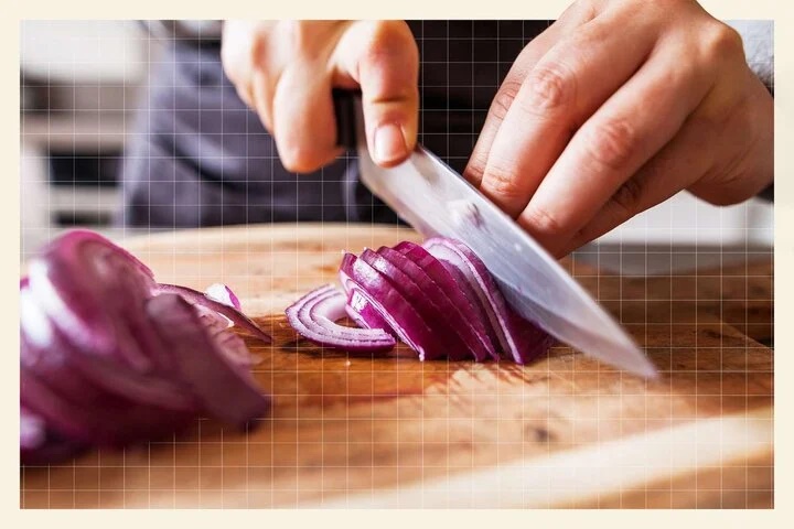 Tips for cutting onions without tears-1