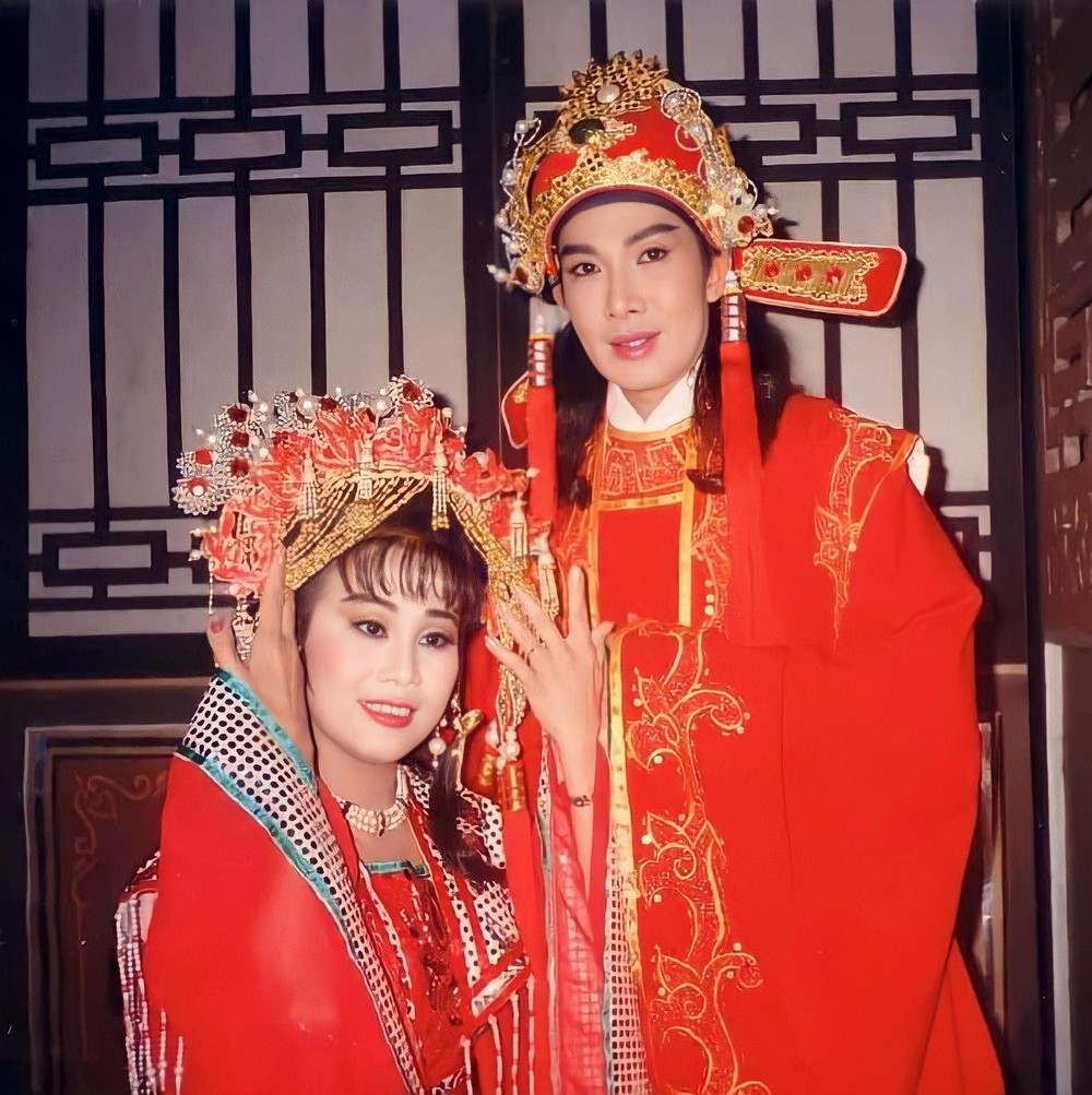 Nữ hoàng băng đĩa một thời Tài Linh: Từ giã showbiz, sống ẩn dật nhưng hạnh phúc, an yên ở tuổi 67-3