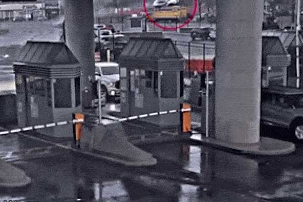 Tai nạn giao thông thảm khốc ở Campuchia khiến 24 người thương vong-2