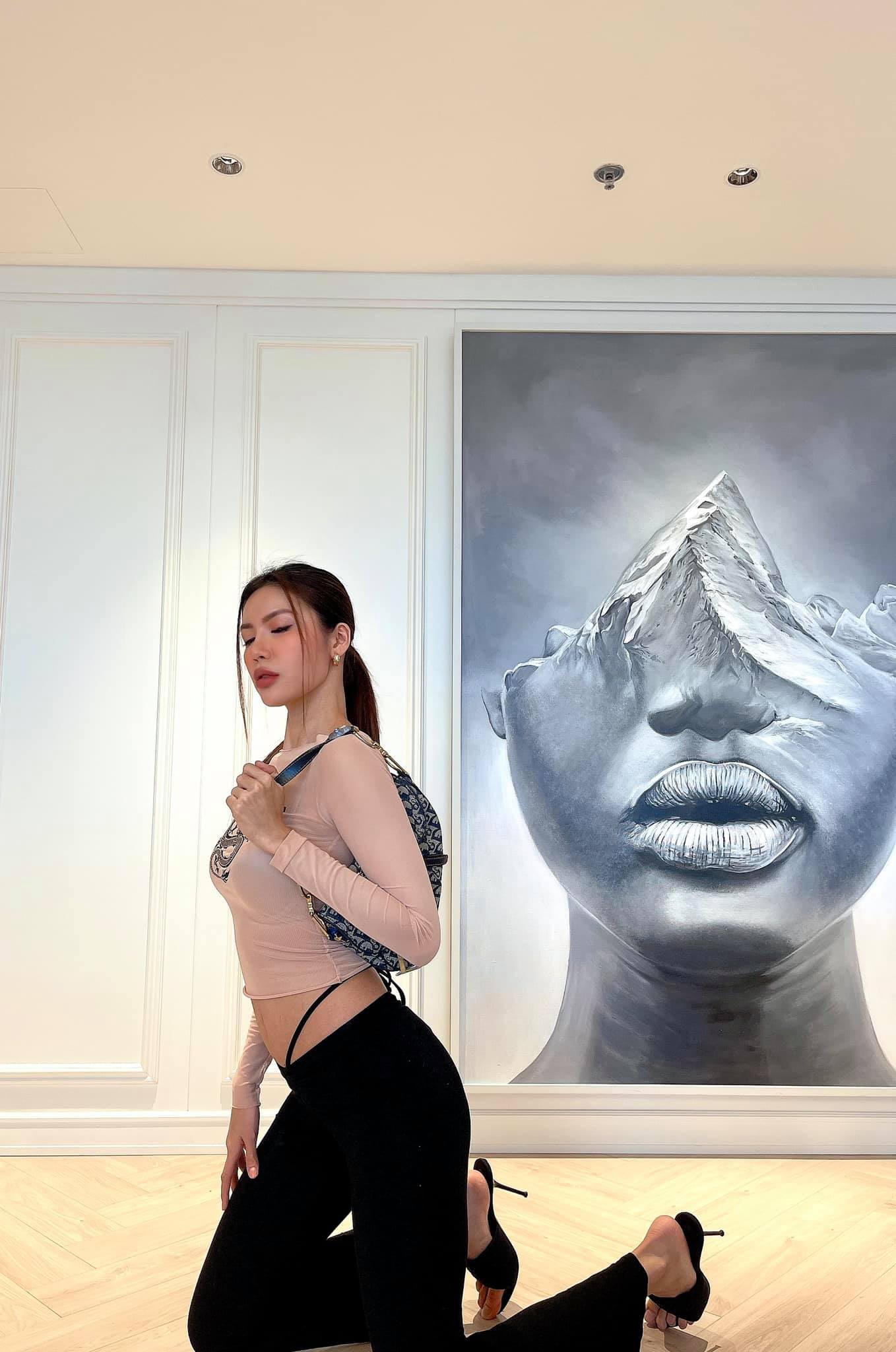 Bất ngờ làm điều ngược khi chủ động cầu hôn bạn trai người Đức, siêu mẫu Minh Tú hiện đang sống trong căn hộ thế nào?-15