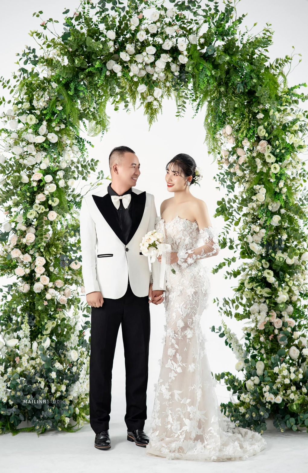 Nữ thượng úy từng hoãn cưới đấu Sea Games chụp ảnh cưới với chồng quân nhân-3