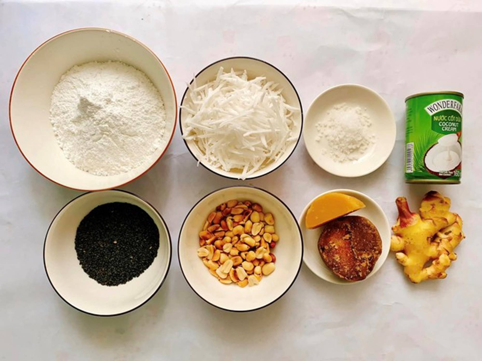 Loại bánh làm bằng bột nếp, ngoài mềm trong dẻo, ăn cực kì ấm bụng vào những ngày mùa đông-2