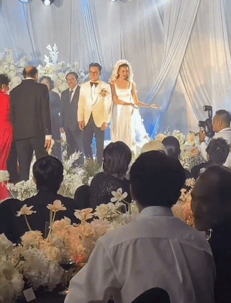 Mẹ chồng Thanh Hằng thương con dâu vừa cưới xong đã phải đi làm, hé lộ quà cưới khủng tặng vợ chồng con trai-1