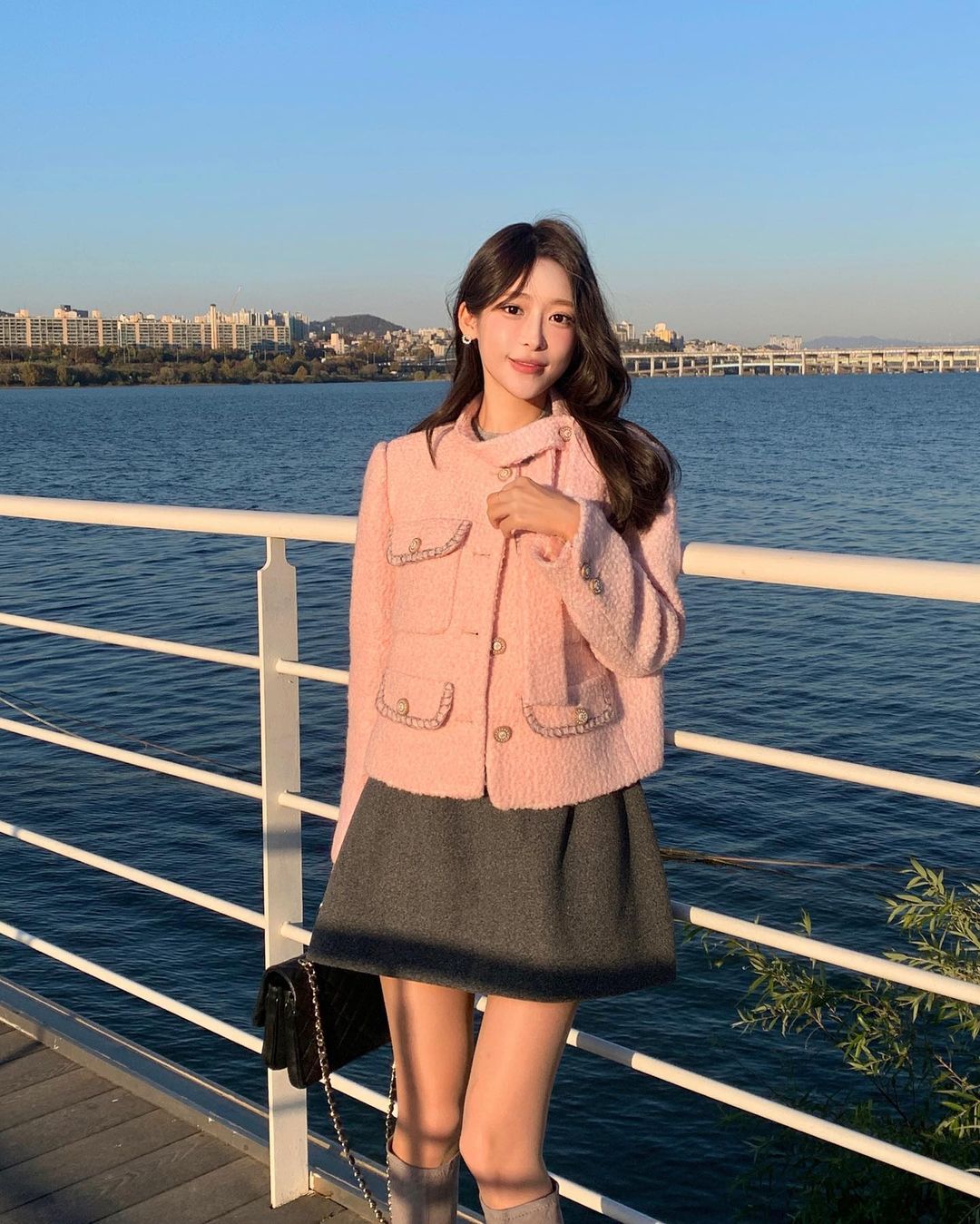 5 lưu ý mặc đồ màu mè tươi tắn mà không rối mắt trong mùa lạnh-2