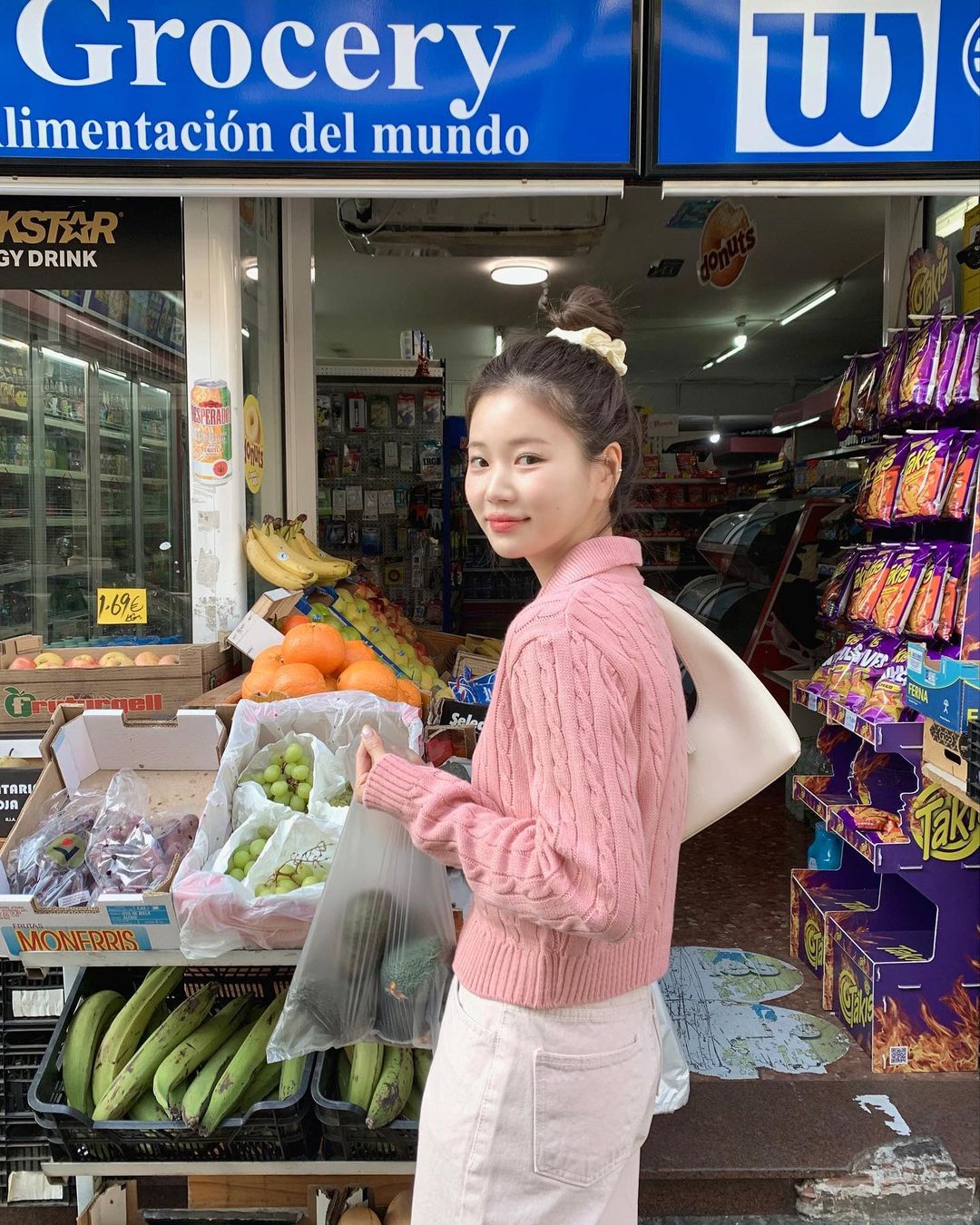 5 lưu ý mặc đồ màu mè tươi tắn mà không rối mắt trong mùa lạnh-4