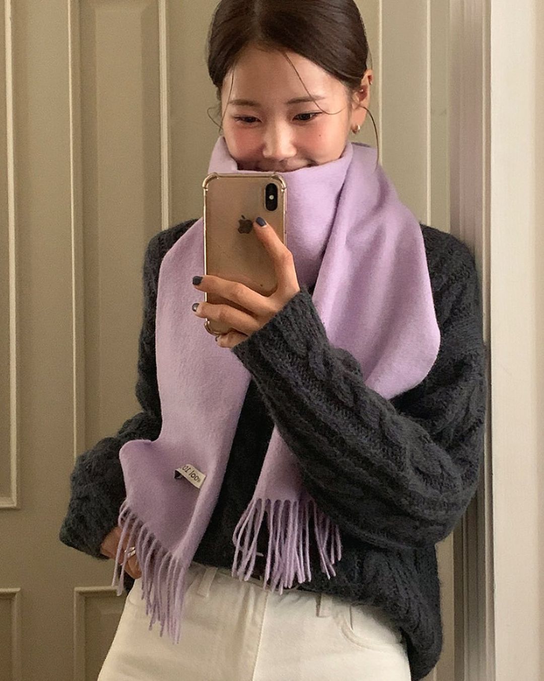 5 lưu ý mặc đồ màu mè tươi tắn mà không rối mắt trong mùa lạnh-7