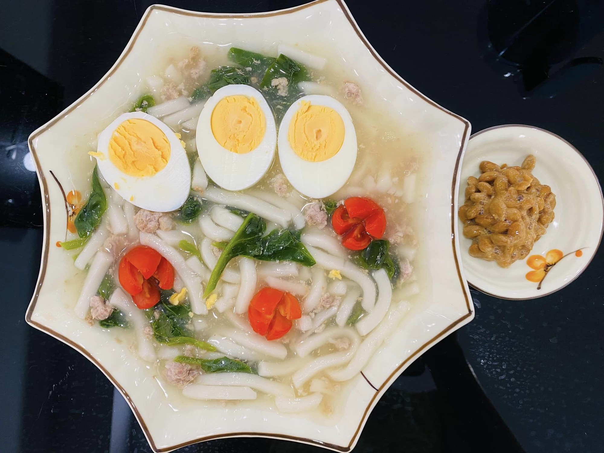 Những bữa sáng ngập tràn tình yêu của mẹ, không cần quá khéo léo cũng đủ khiến con cảm thấy được yêu-5