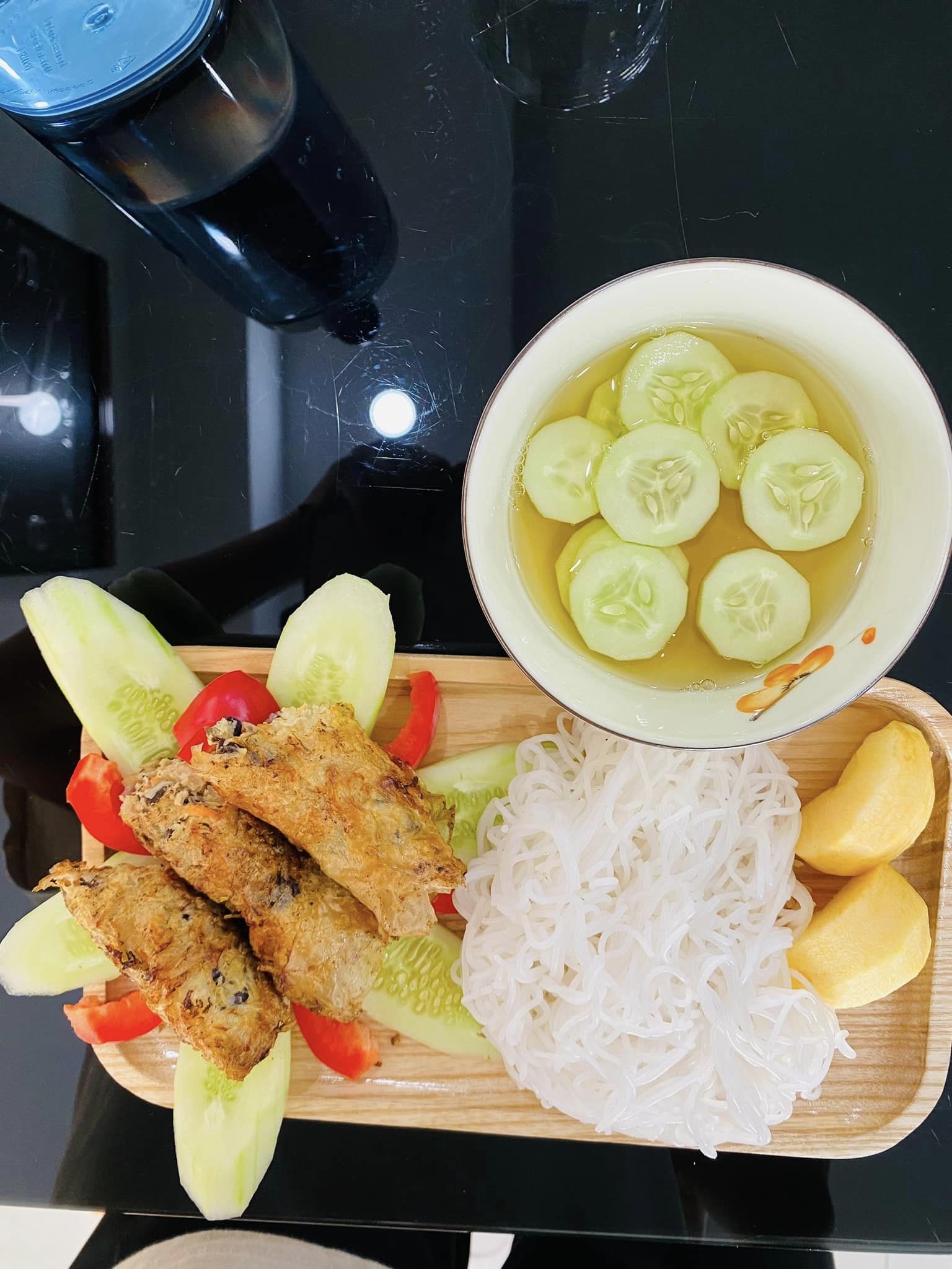 Những bữa sáng ngập tràn tình yêu của mẹ, không cần quá khéo léo cũng đủ khiến con cảm thấy được yêu-16