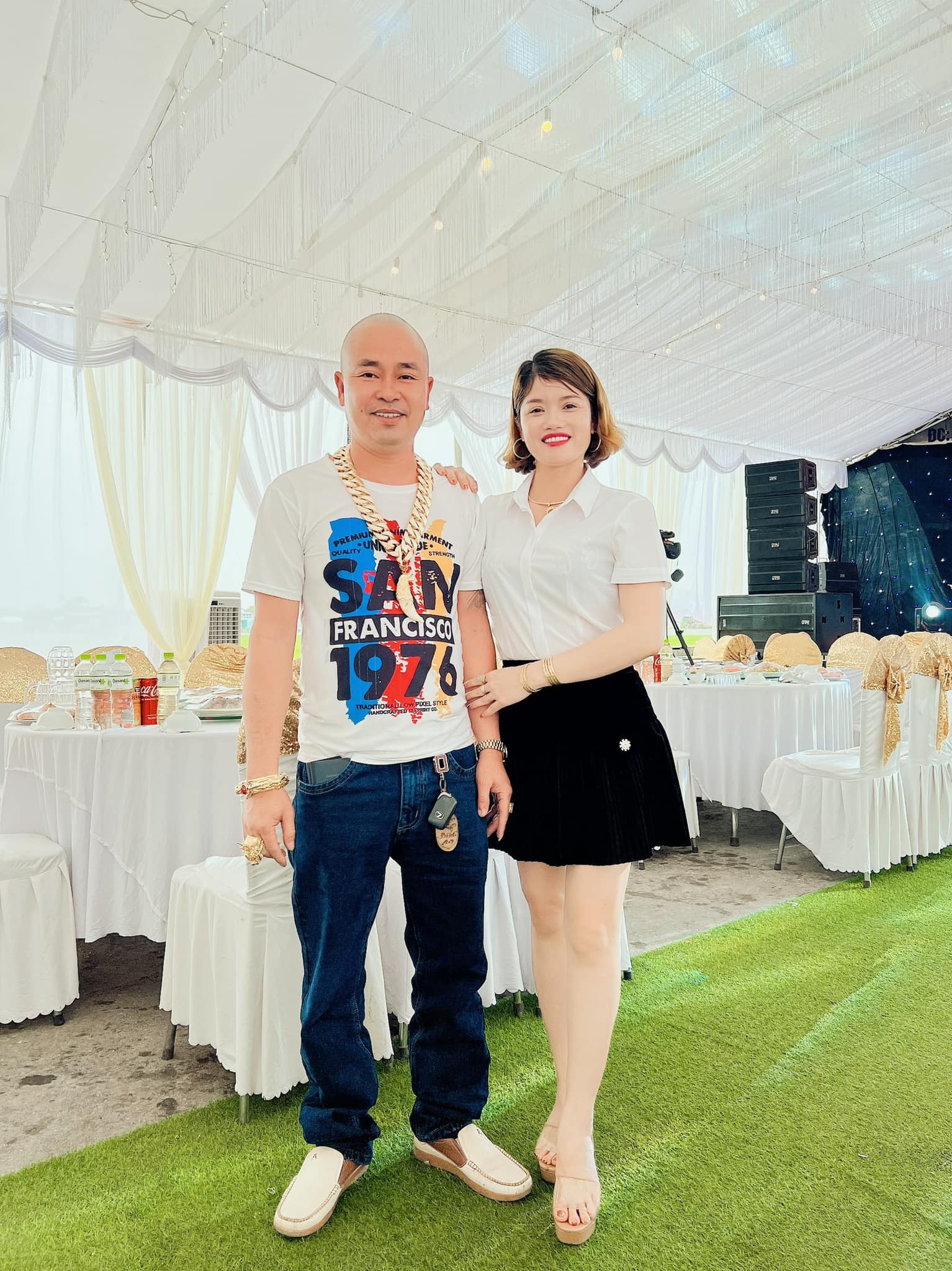 Ông chủ lâu đài 70 tỷ ở Nghệ An: Thoải mái trong việc cho con tiêu tiền, tiết lộ tiêu chuẩn chọn dâu rể-4