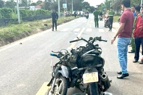 Xe máy đối đầu, 3 thiếu niên tử vong