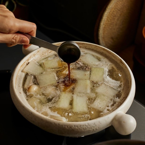 Không hầm với xương, canh khoai sọ nấu theo cách này ngọt ngon đã miệng vô cùng-8