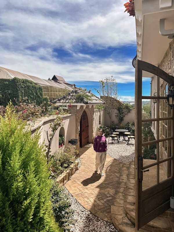 Dinh thự như lâu đài của Hoa hậu Thu Hoài ở Đà Lạt-3