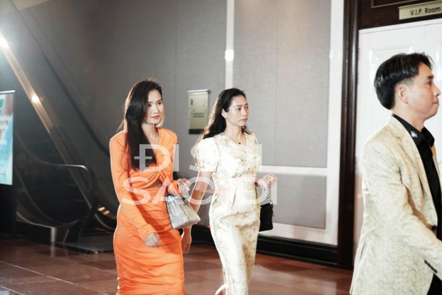 Dàn khách khủng đổ bộ đám cưới Văn Hậu - Hải My: Vợ chồng Shark Hưng giật spotlight, một người nổi tiếng mặc sai dresscode-2