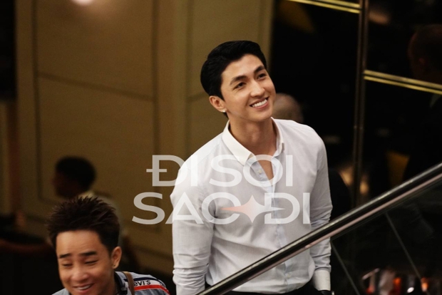 Dàn khách khủng đổ bộ đám cưới Văn Hậu - Hải My: Vợ chồng Shark Hưng giật spotlight, một người nổi tiếng mặc sai dresscode-10