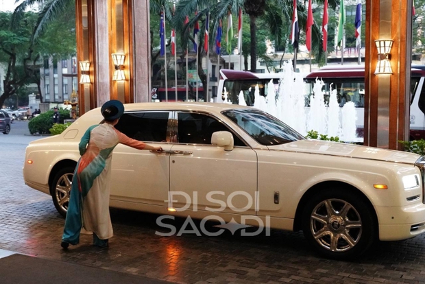 Xúng xính ăn cưới Đoàn Văn Hậu - Doãn Hải My: Dàn khách đi G63, có người đánh” luôn cả Rolls-Royce-2