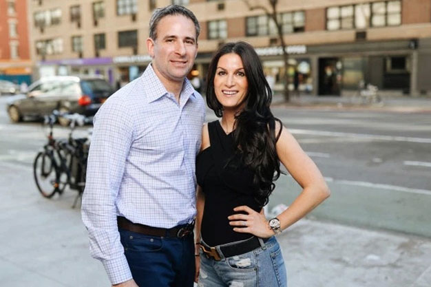 Bạn đời của các triệu phú và tỉ phú có 5 đặc điểm chung, giàu có, xinh đẹp không nằm trong số đó-1