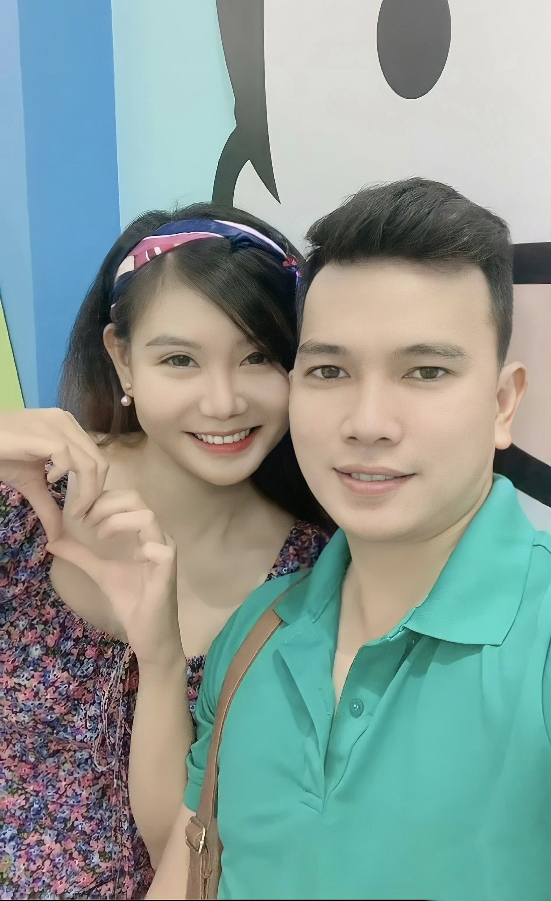 Chuyện tình chị em của shipper điển trai và cô gái TPHCM nghiện mua sắm-6