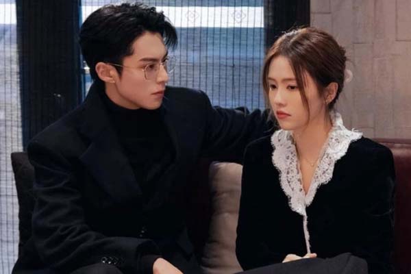 Nghi chồng có quan hệ tình cảm với giúp việc, vợ đặt camera và phát hiện sự thật sốc hơn-3