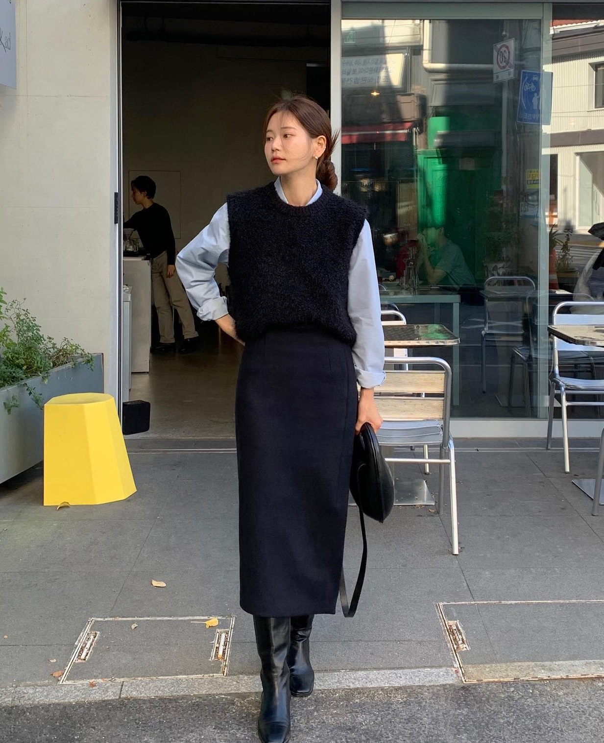 5 mẫu chân váy công sở chuẩn mốt, đáng sắm nhất hiện tại-1