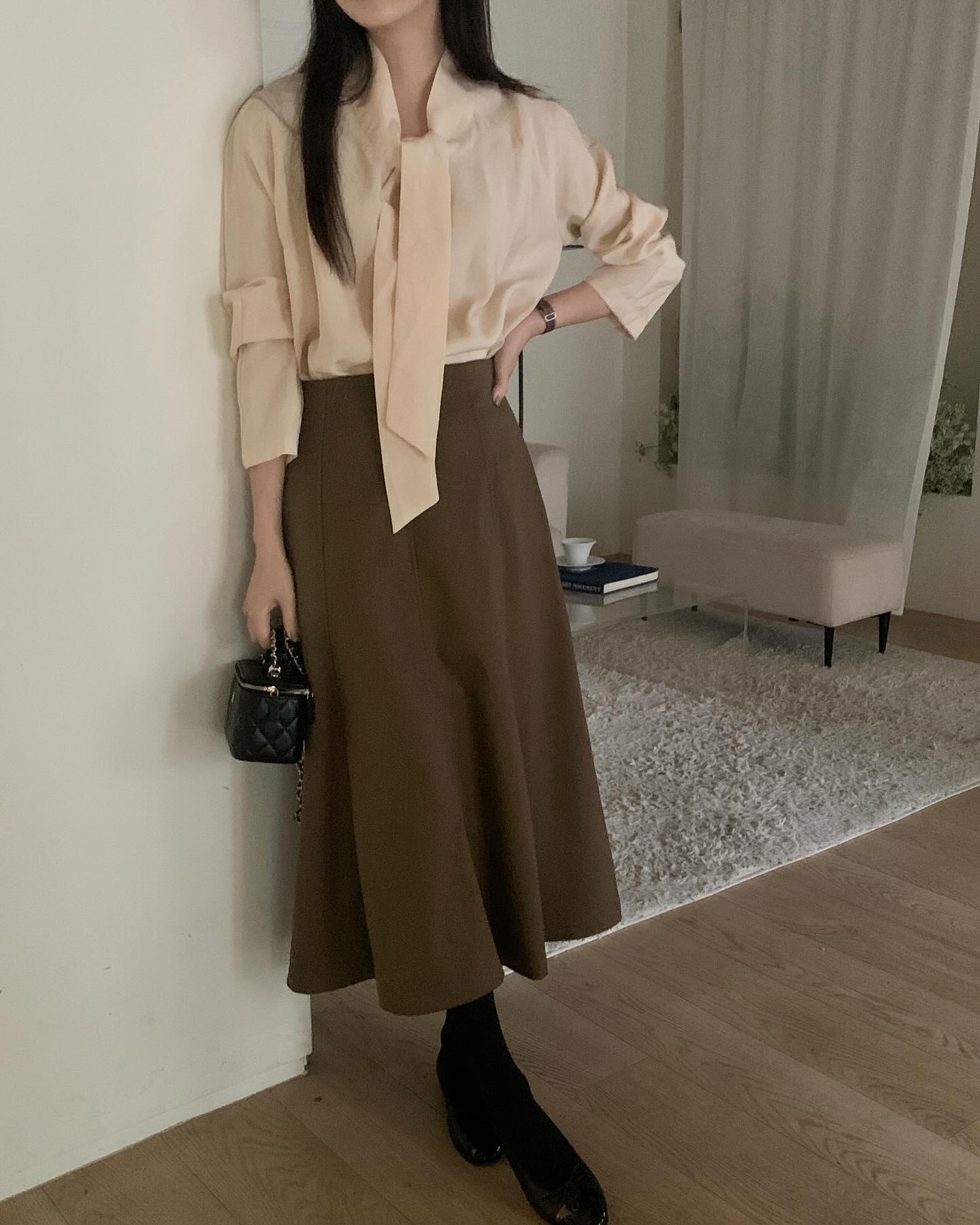 5 mẫu chân váy công sở chuẩn mốt, đáng sắm nhất hiện tại-6