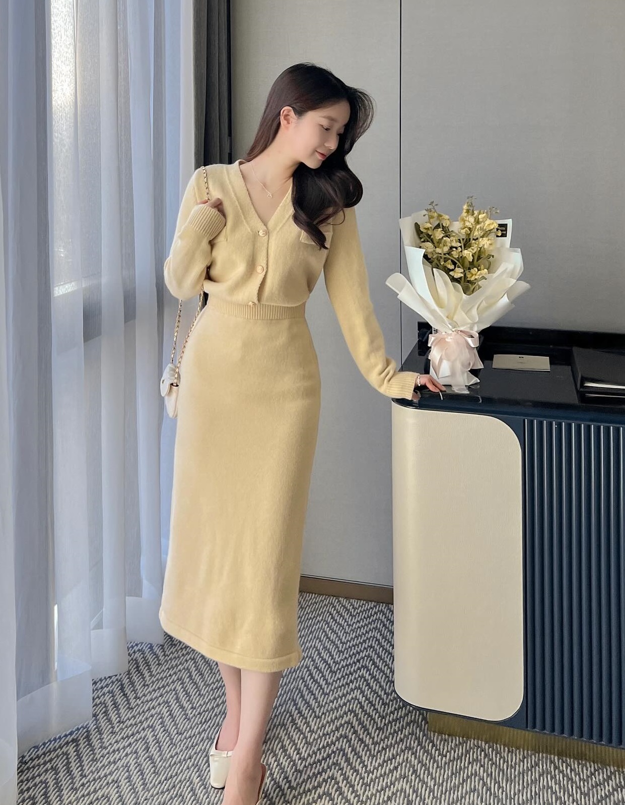 5 mẫu chân váy công sở chuẩn mốt, đáng sắm nhất hiện tại-9