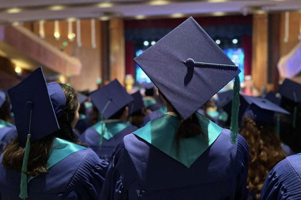 Bác sĩ ở TP.HCM chưa có chứng chỉ vẫn khám sức khỏe cho hàng loạt học sinh-2