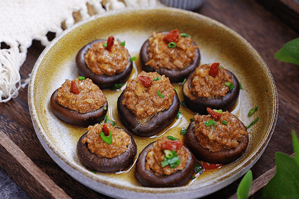 Cách làm bánh tôm giòn rụm, thơm nức, để lâu không mềm của mẹ đảm Hà Nội-9