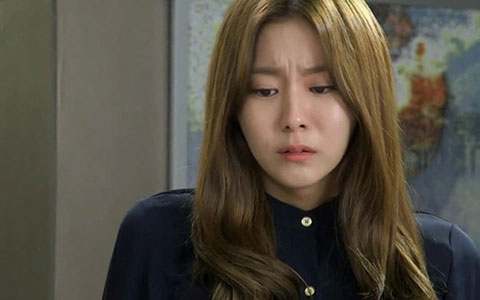 Mẹ bạn trai không ưng tôi khi biết tôi xấu nhất trong 4 chị em gái-1