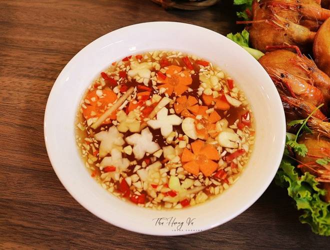 Cách làm bánh tôm giòn rụm, thơm nức, để lâu không mềm của mẹ đảm Hà Nội-4